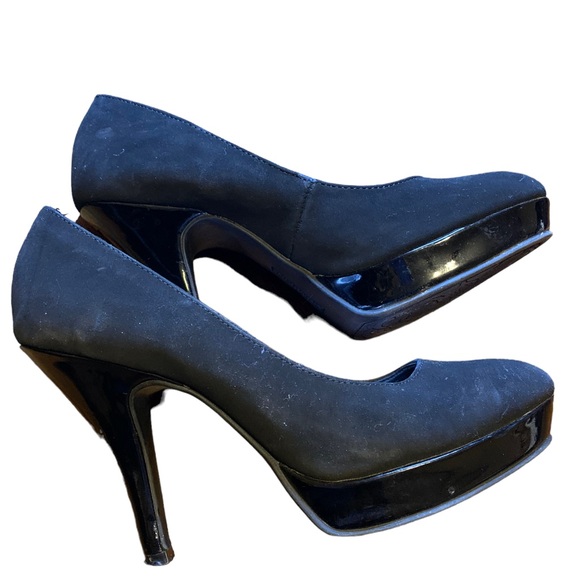 Unlisted by Kenneth Cole Women's Closed Toe Heels. EUC - Picture 5 of 6